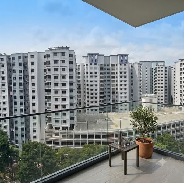 The Luxurie, 17 Compassvale Road, 2 Bedrooms, 775 sqft, Condominium For Rent, by Ginn Ong, 25358806 - PropertyGuru.com.sg