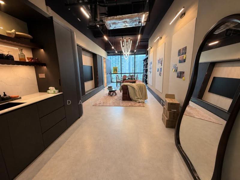 Woods Square, 12 Woodlands Square, Admiralty / Woodlands, 646 sqft, Office For Rent, by Daniel Tan, 25359112 - Living Room - CommercialGuru.com.sg