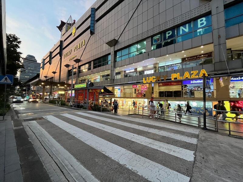 Lucky Plaza' 884sf F&B and Retail Space with Waterpoint Facing Orchard Road, Orchard Road, Orchard / River Valley, 884 sqft, Mall Shop For Rent, by Marjorie Teo, 25359285 - CommercialGuru.com.sg