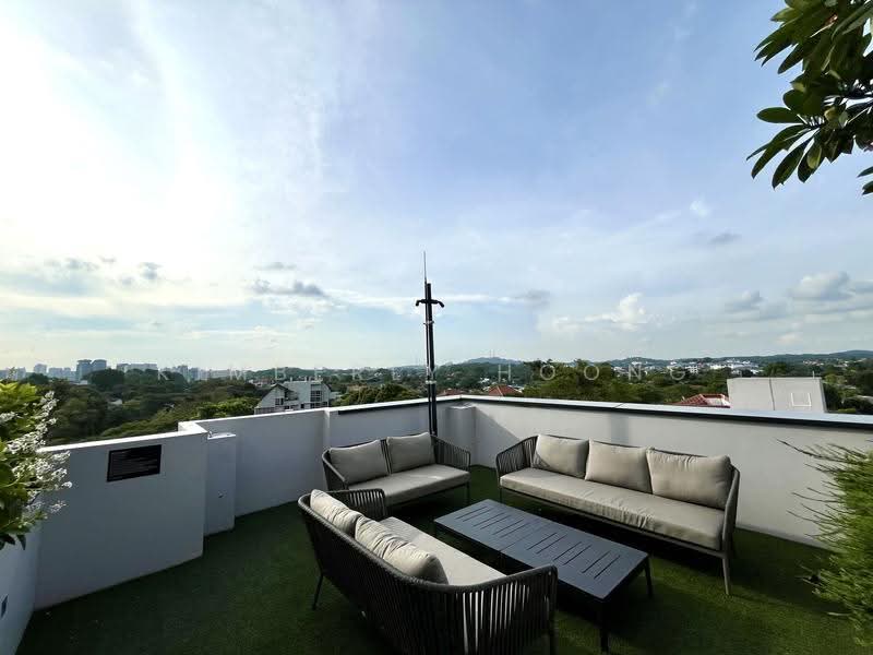 Van Holland, 186 Holland Road, Tanglin / Holland / Bukit Timah, 2 Bedrooms, 775 sqft, Condominium For Rent, by Kimberly Hoong, 25359621 - PropertyGuru.com.sg