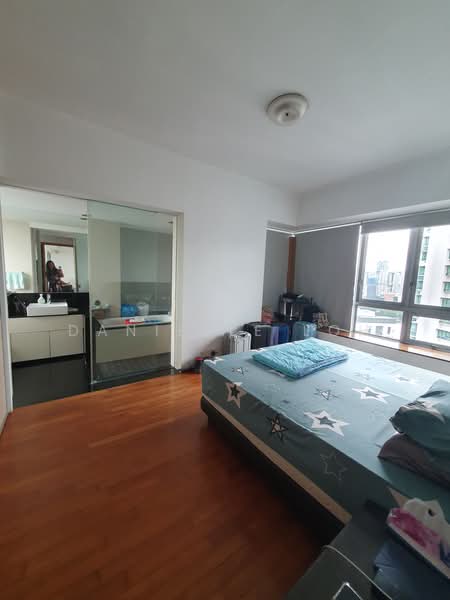 Twin Regency, 26 Kim Tian Road, Alexandra / Commonwealth, 3 Bedrooms, 1,442 sqft, Condominium For Rent, by Danielle Loh, 25359722 - PropertyGuru.com.sg