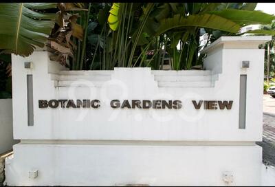 For Sale - Charming freehold high floor unblock unit in lush greenery enclave.