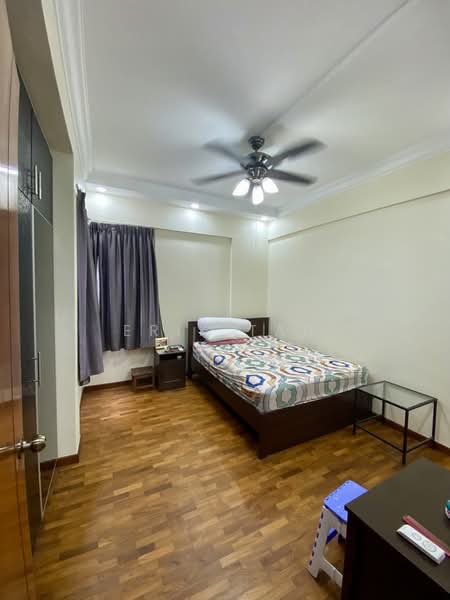 Summerdale, 2 Boon Lay Drive, 3 Bedrooms, 1,216 sqft, Condominium For Rent, by Erik Tan, 25360042 - PropertyGuru.com.sg
