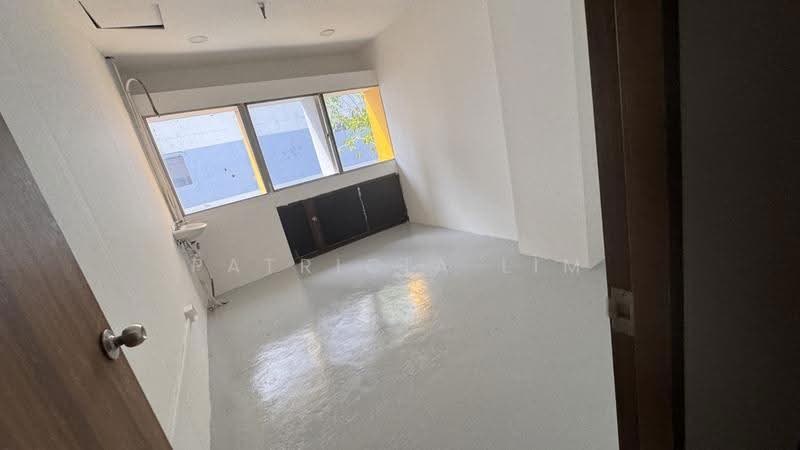 Sultan Plaza, 100 Jalan Sultan, Beach Road / Bugis / Rochor, 237 sqft, Mall Shop For Rent, by Patricia Lim, 25360604 - CommercialGuru.com.sg