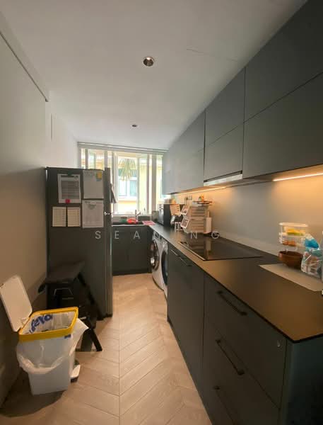 For Rent - East Signature