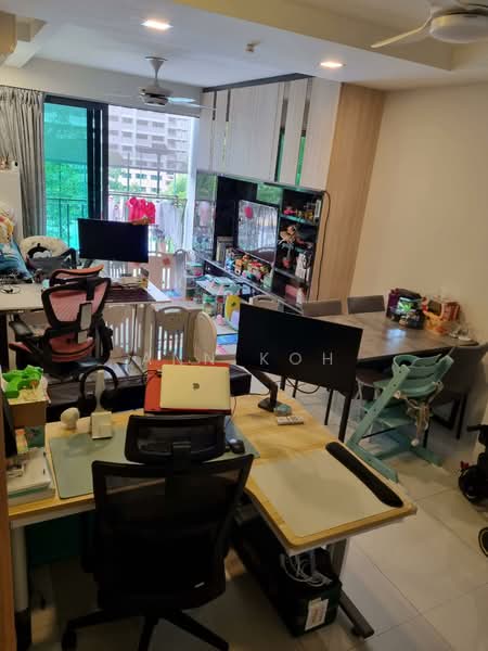 Esparina Residences, 113 Compassvale Bow, 2 Bedrooms, 829 sqft, Executive Condominium For Rent, by Ann Koh, 25361428 - PropertyGuru.com.sg