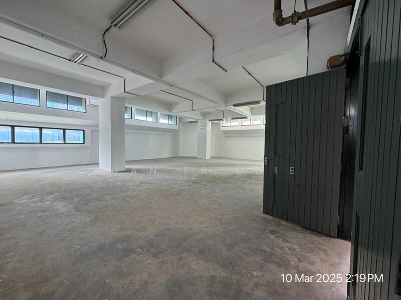 Ruby Land Complex, 52 Genting Lane, 3,380 sqft, Light Industrial (B1) For Rent, by Fuan Freddie, 25361487 - CommercialGuru.com.sg