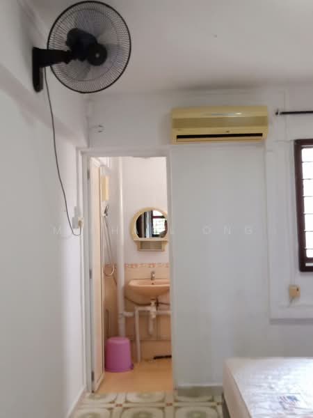 611 Ang Mo Kio Avenue 5, 611 Ang Mo Kio Avenue 5, 2 Bedrooms, 871 sqft, HDB Flat For Rent, by Michael Ong, 25362297 - PropertyGuru.com.sg