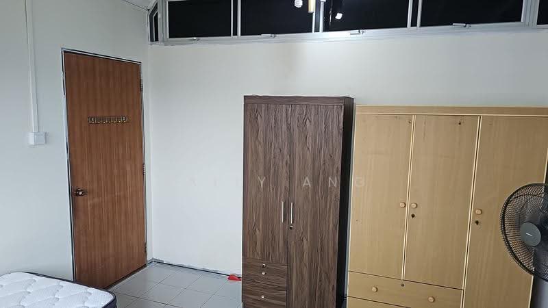 483 Pasir Ris Drive 4, 483 Pasir Ris Drive 4, Pasir Ris / Tampines, Room Rental, 120 sqft, HDB Flat For Rent, by Sally Ang, 25362342 - Bedroom - PropertyGuru.com.sg