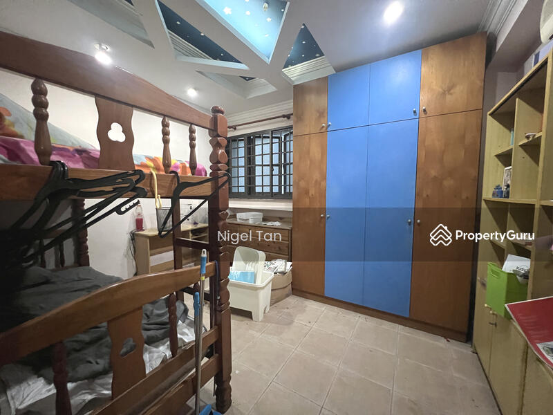 For Sale - 891 Tampines Avenue 8