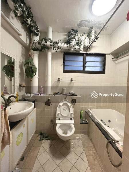 For Sale - 891 Tampines Avenue 8
