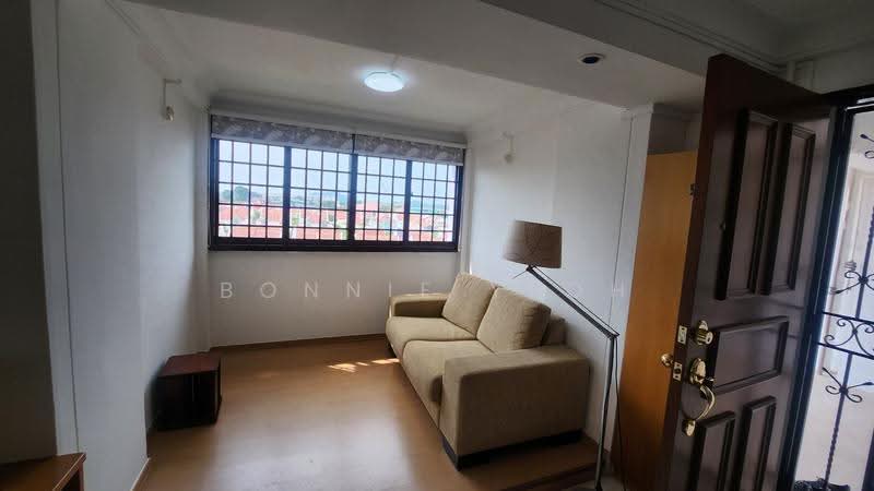 4 Queen's Road, 4 Queen's Road, Tanglin / Holland / Bukit Timah, 2 Bedrooms, 785 sqft, HDB Flat For Rent, by Bonnie Yeoh, 25362432 - PropertyGuru.com.sg
