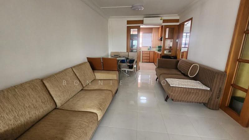 4 Queen's Road, 4 Queen's Road, Tanglin / Holland / Bukit Timah, 2 Bedrooms, 785 sqft, HDB Flat For Rent, by Bonnie Yeoh, 25362432 - PropertyGuru.com.sg