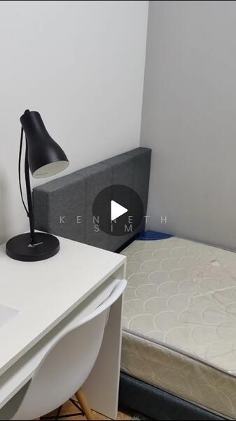 Changi Court, 704 Upper Changi Road East, 3 Bedrooms, 120 sqft, Condominium For Rent, by KENNETH SIM, 25362943 - R1 Cosy Econ with Aircon n 2 windows , Super Single bed, desk , chair, wardrobe etc $1072 - PropertyGuru.com.sg