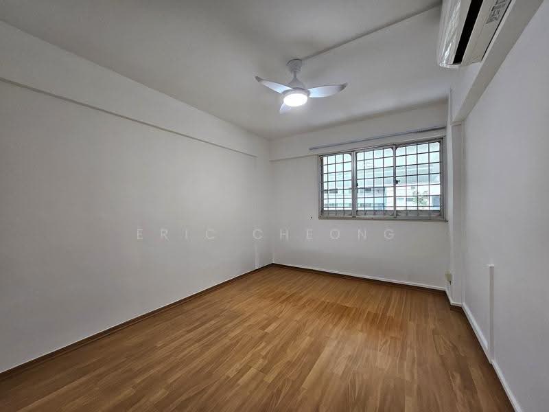 205 Clementi Avenue 6, 205 Clementi Avenue 6, Buona Vista / West Coast / Clementi New Town, 3 Bedrooms, 1,001 sqft, HDB Flat For Rent, by Eric Cheong, 25363470 - Common Bedroom - PropertyGuru.com.sg