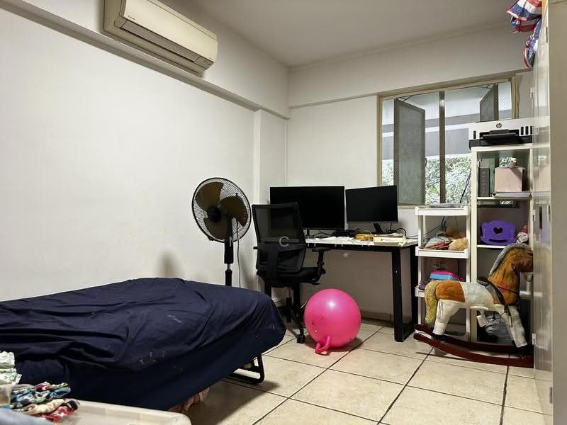 231 Bukit Batok East Avenue 5, 231 Bukit Batok East Avenue 5, Dairy Farm / Bukit Panjang / Choa Chu Kang, 3 Bedrooms, 1,066 sqft, HDB Flat For Rent, by Sam Chan, 25363474 - PropertyGuru.com.sg