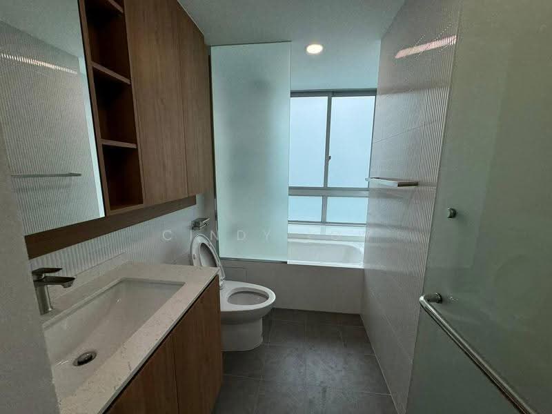 The Stellar, 18A West Coast Road, Buona Vista / West Coast / Clementi New Town, Room Rental, 120 sqft, Condominium For Rent, by Cindy Low, 25363656 - Bathroom - PropertyGuru.com.sg