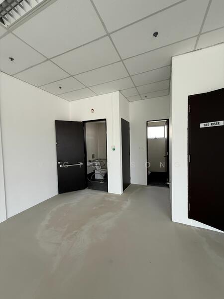 Clinics/ Tuition / Yoga / Ballet / Tuition / Clinics / Boxing / CBD, Upper Circular Road / Carpenter Street / Hong Kong, Boat Quay / Raffles Place / Marina, 1,378 sqft, Shop / Shophouse For Rent, by Victor Song, 25363661 - CommercialGuru.com.sg