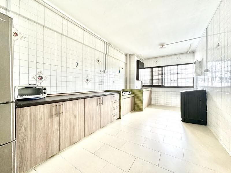 135 Bukit Batok West Avenue 6, 135 Bukit Batok West Avenue 6, Dairy Farm / Bukit Panjang / Choa Chu Kang, 2 Bedrooms, 882 sqft, HDB Flat For Rent, by Jason Tan, 25363724 - PropertyGuru.com.sg