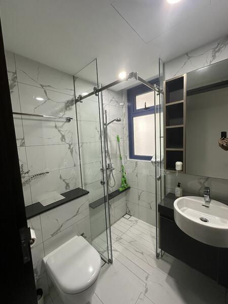 Wilshire Residences, 30 Farrer Road, Tanglin / Holland / Bukit Timah, 2 Bedrooms, 732 sqft, Condominium For Rent, by Raymond Giam (严麒敬), 25363795 - PropertyGuru.com.sg