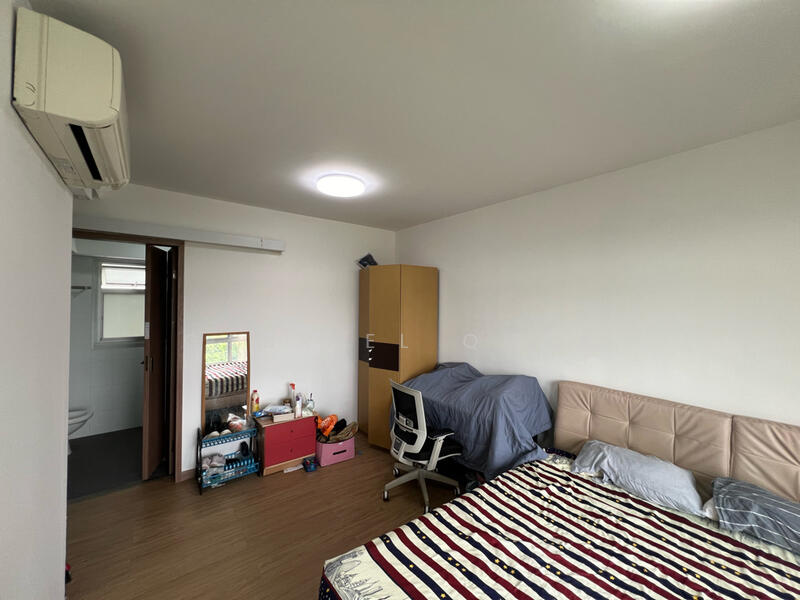 For Rent - 472A Yishun Street 42