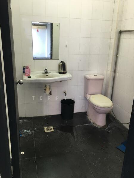 Alpha Industrial Building, 7 Toh Guan Road East, Boon Lay / Jurong / Tuas, 1,475 sqft, Factory / Workshop (B2) For Rent, by Terry Tan, 25364676 - CommercialGuru.com.sg