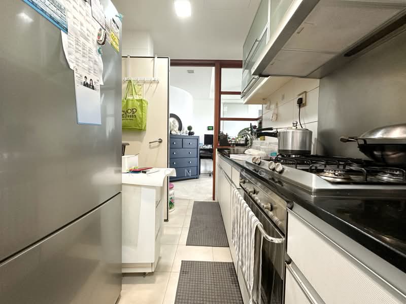 Cote D'Azur, 60 Marine Parade Road, 2 Bedrooms, 1,109 sqft, Condominium For Rent, by Keon Ang, 25366233 - PropertyGuru.com.sg