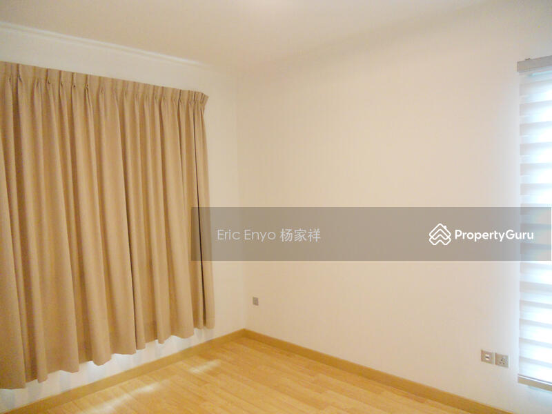 For Rent - Tree House