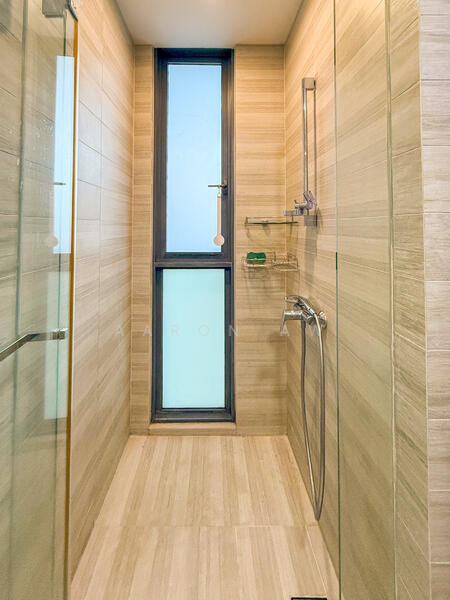 J Gateway Condominium For Sale at S$ 1,100,000 | PropertyGuru Singapore