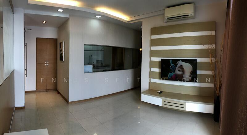 Living / Kitchen Glass