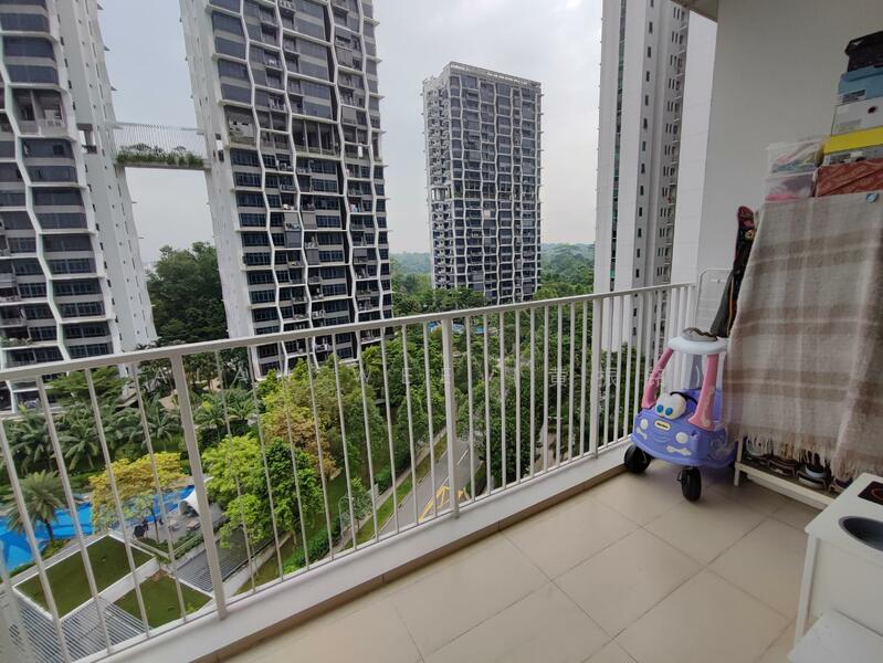 For Rent - Tree House