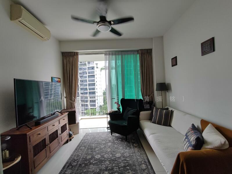 For Rent - Tree House