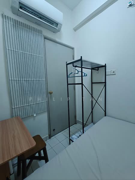 For Rent - Regent Park