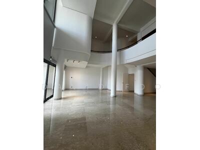 For Rent - The Colonnade