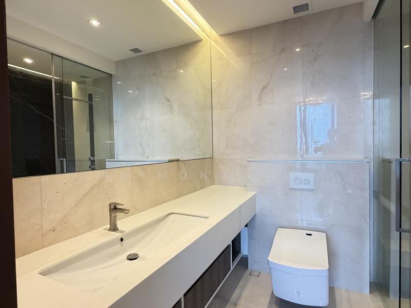 The Scotts Tower, 38 Scotts Road, Orchard / River Valley, 2 Bedrooms, 807 sqft, Condominium For Rent, by Raymond Ler, 25368782 - Bathroom - PropertyGuru.com.sg
