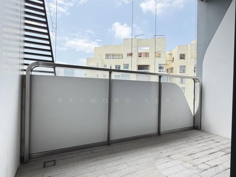 The Scotts Tower, 38 Scotts Road, Orchard / River Valley, 2 Bedrooms, 807 sqft, Condominium For Rent, by Raymond Ler, 25368782 - Balcony - PropertyGuru.com.sg