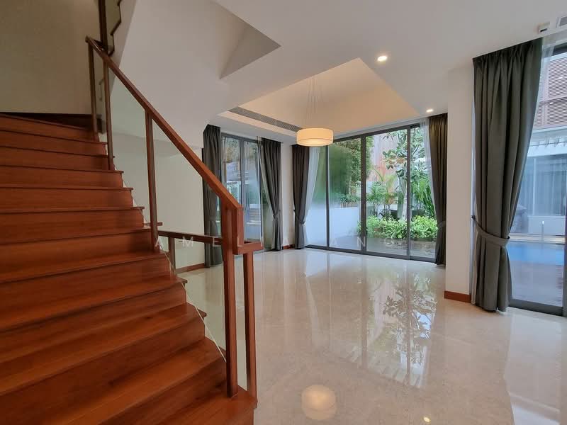 For Rent - Greenwood Mews