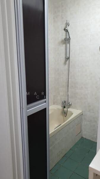 Wing Fong Mansions, 12 Lorong 14 Geylang, Eunos / Geylang / Paya Lebar, Room Rental, 180 sqft, Apartment For Rent, by Mar Inn Chee, 25368917 - PropertyGuru.com.sg