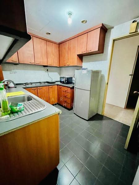 Wing Fong Mansions, 12 Lorong 14 Geylang, Eunos / Geylang / Paya Lebar, Room Rental, 180 sqft, Apartment For Rent, by Mar Inn Chee, 25368917 - Kitchen - PropertyGuru.com.sg