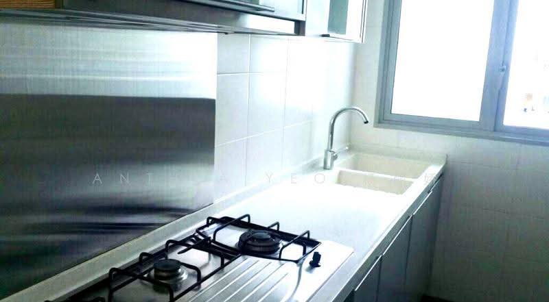 Twin Regency, 26 Kim Tian Road, Alexandra / Commonwealth, 2 Bedrooms, 979 sqft, Condominium For Rent, by Anthea Yeo 杨丽娇, 25369738 - PropertyGuru.com.sg