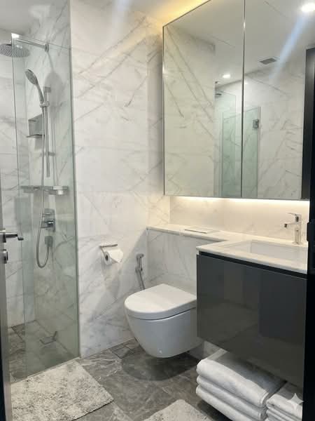 Midtown Bay, 120 Beach Road, 1 Bedroom, 409 sqft, Condominium For Rent, by Ruby Lee, 25370133 - Bathroom - PropertyGuru.com.sg