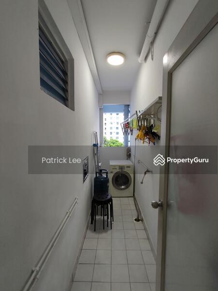 For Rent - La Crystal