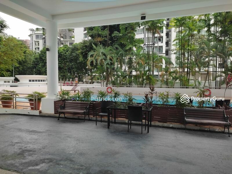 For Rent - La Crystal