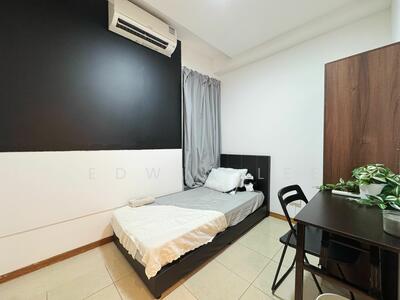 For Rent - The Lakeshore