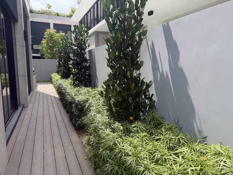 ❤️A Luxurious Detached with Huge Master Bedroom Overlooking Greeneries @Mt Rosie Road ❤️8897 l732 Detached House For Sale at S$ 25,888,888 | PropertyGuru Singapore