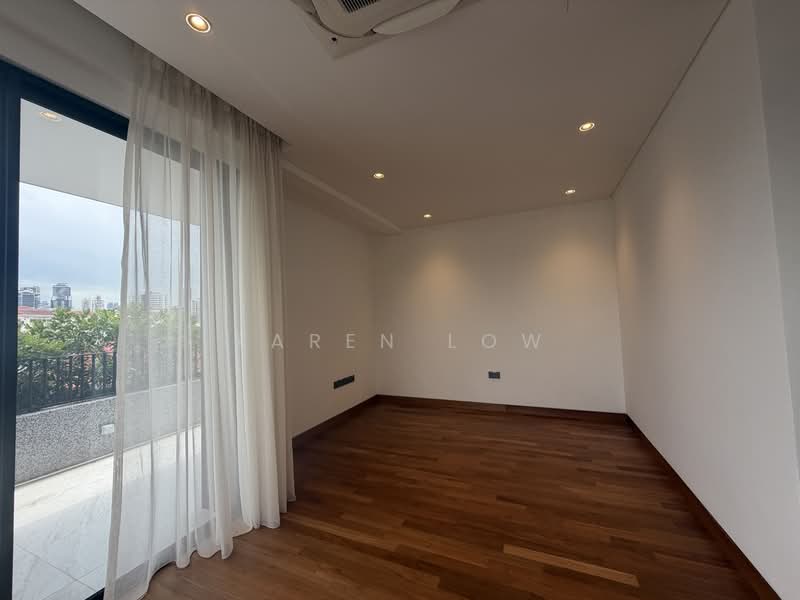 ❤️A Luxurious Detached with Huge Master Bedroom Overlooking Greeneries @Mt Rosie Road ❤️8897 l732 Detached House For Sale at S$ 25,888,888 | PropertyGuru Singapore