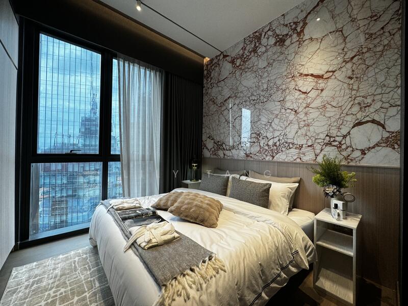 Midtown Bay, 120 Beach Road, Beach Road / Bugis / Rochor, 2 Bedrooms, 754 sqft, Condominium For Sale, by Lily Tang, 25371604 - PropertyGuru.com.sg