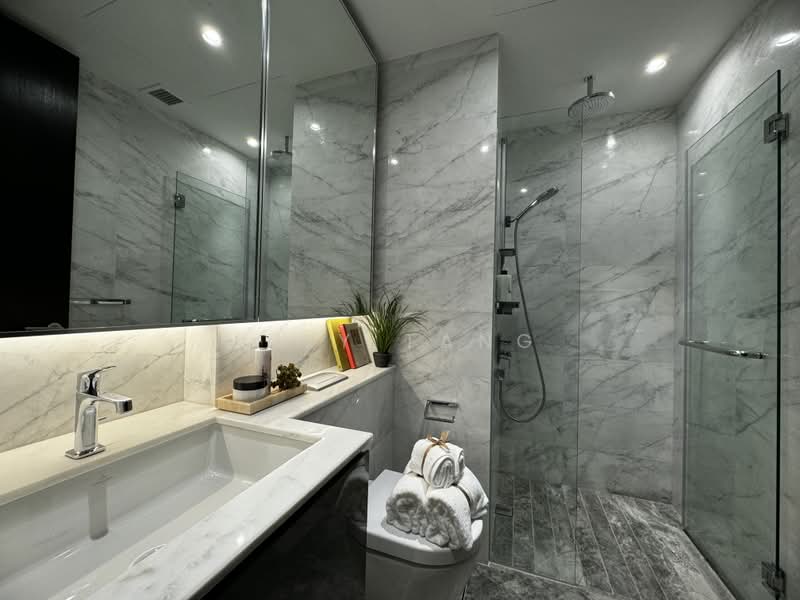 Midtown Bay, 120 Beach Road, Beach Road / Bugis / Rochor, 2 Bedrooms, 754 sqft, Condominium For Sale, by Lily Tang, 25371604 - PropertyGuru.com.sg