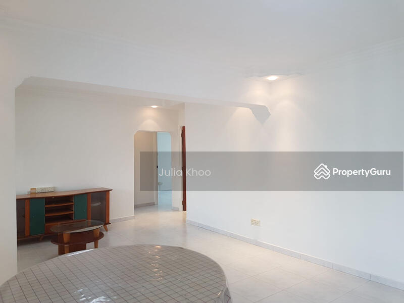 For Rent - 325 Sembawang Crescent