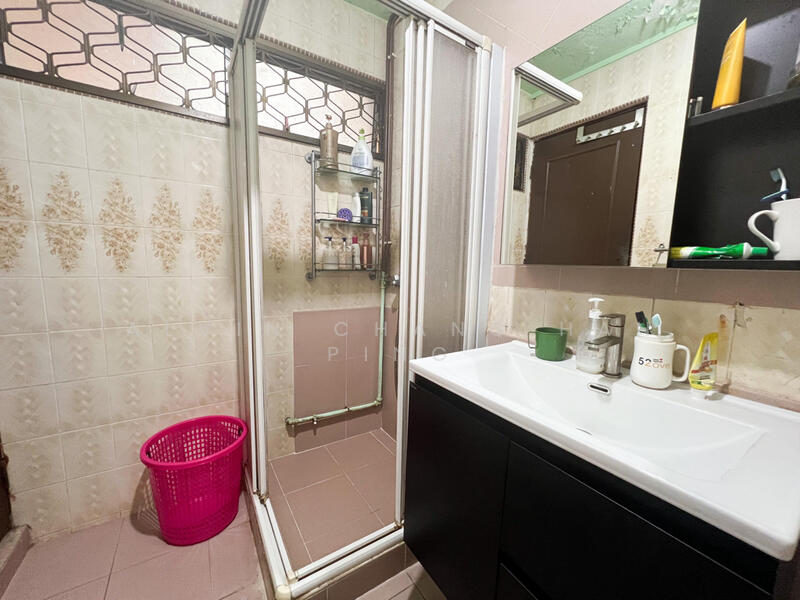 Huge Freehold Semi D in Choa Chu Kang Semi-Detached House For Sale at S$ 5,388,888 | PropertyGuru Singapore